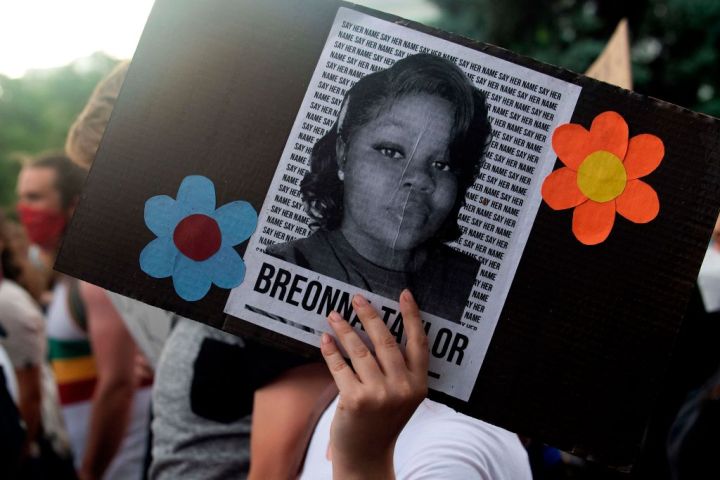 Louisville Police Are Now Required To Wear Body Cameras After Breonna Taylor Shooting