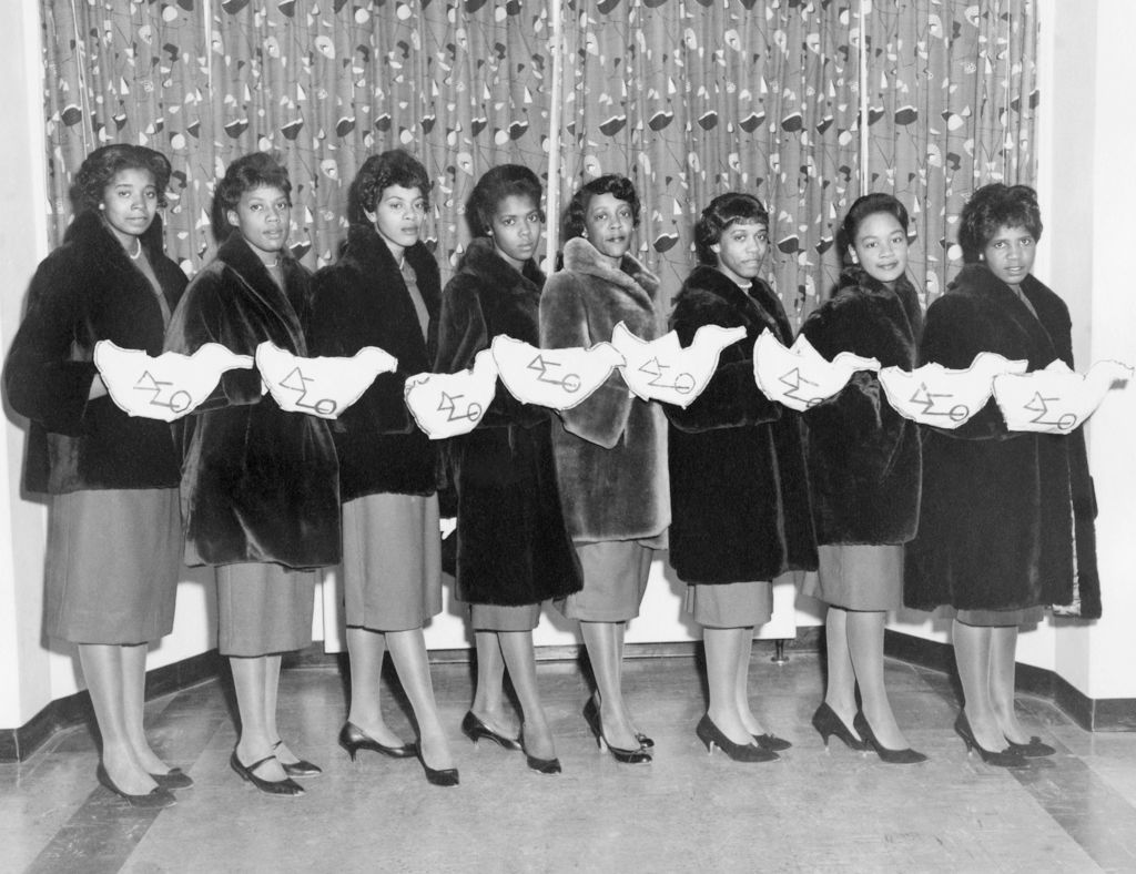 Members of Delta Sigma Theta Sorority, Inc