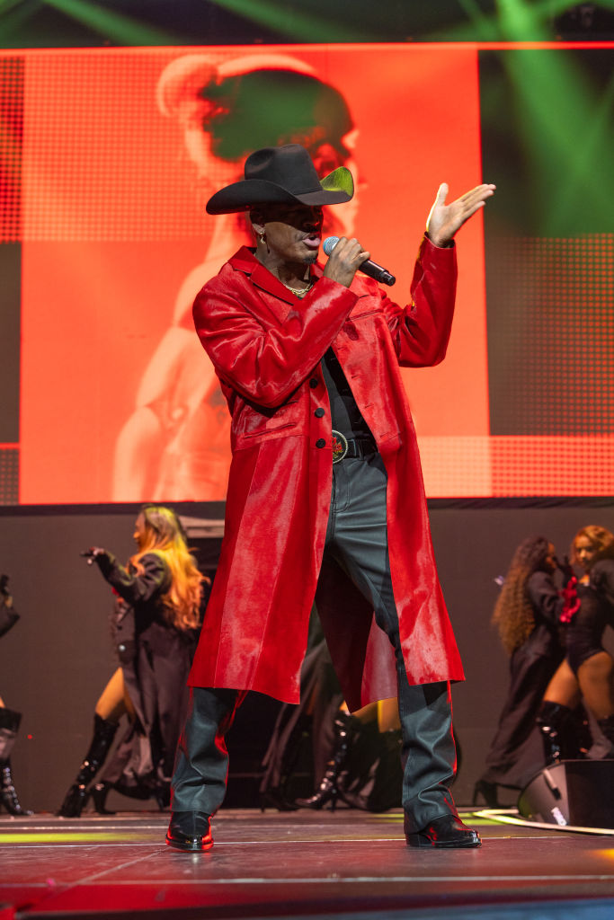 Mary J. Blige: The For My Fans Tour With NE-YO & Mario - Fort Worth, TX
